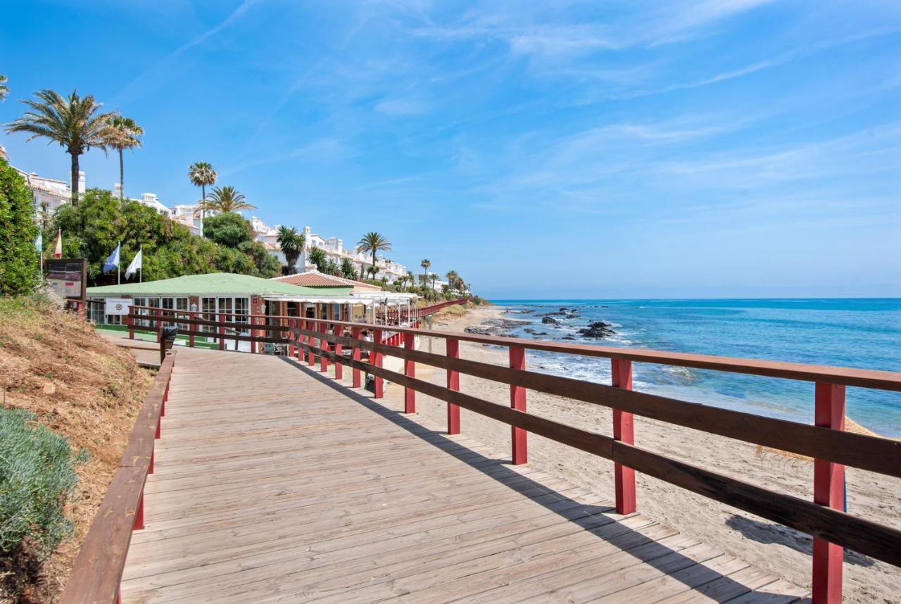 Frontline Beach Apartment Miraflores Ситио-де-Калаонда Экстерьер фото